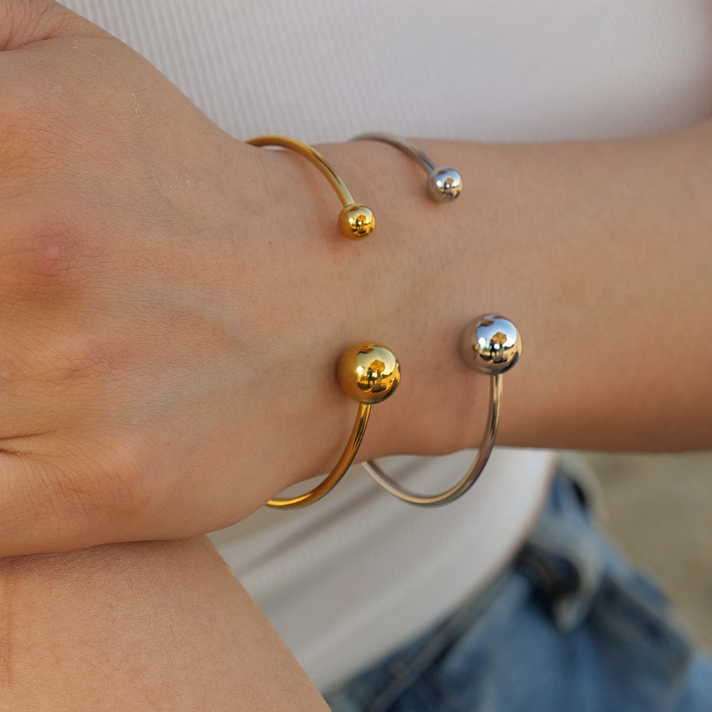 Golden Sphere Bracelet